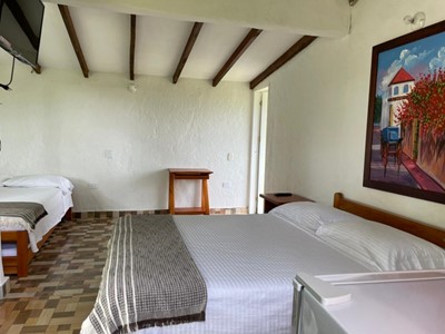 Cabaña Besitos - Finca Hotel Cabañas y Flores - Jericó, Antioquia - image - 12