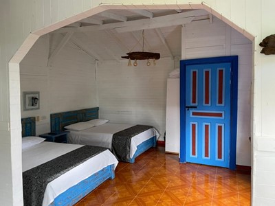 Cabana Azucenas - Finca Hotel Cabañas y Flores - Jericó, Antioquia - image - 5