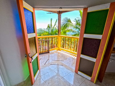 Cabaña Girasoles - Finca Hotel Cabañas y Flores - Jericó, Antioquia - image - 2