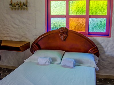 Cabaña Orquídeas - Finca Hotel Cabañas y Flores - Jericó, Antioquia - image - 3