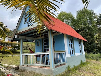 Cabaña Primaveras - Finca Hotel Cabañas y Flores - Jericó, Antioquia - image - 1
